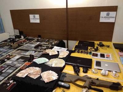 Στη δημοσιότητα τα στοιχεία και οι φωτογραφίες των Γεωργιανών που “χτυπούσαν” και στην Καλαμάτα