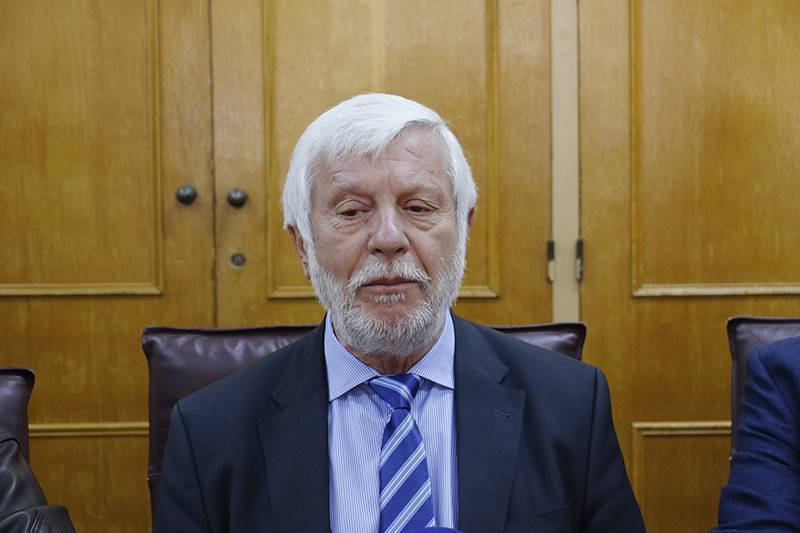 Ασθενής ο Τατούλης - Αναβλήθηκε η δίκη με Μαντά για το "μαύρο χρήμα"