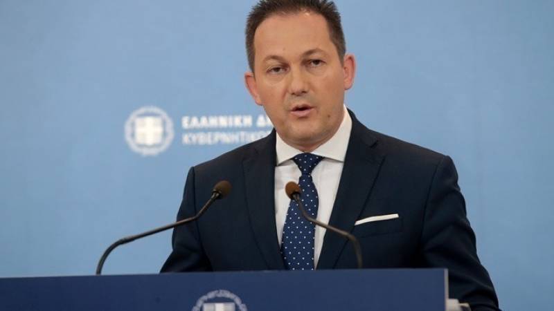 Στ. Πέτσας: Ο κ. Τσίπρας γνωρίζει καλά τις λέξεις "εργολάβος" και "διαπλοκή"