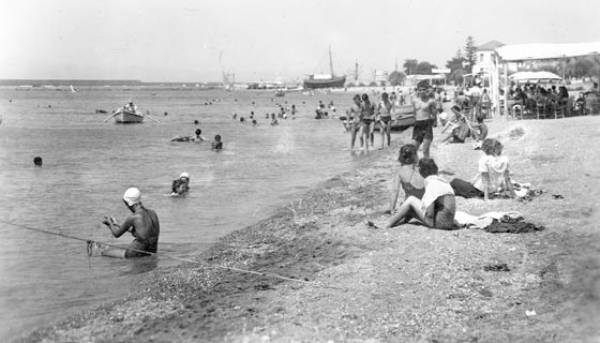 Για κολύμπι στην παλιά Καλαμάτα
