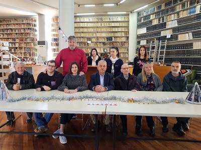 Αφηγήσεις παραμυθιών και ιστοριών στη Λαϊκή Βιβλιοθήκη Καλαμάτας