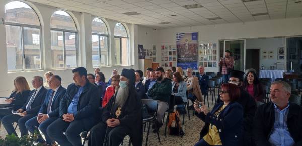 Ημερίδα για επίκαιρα ιατρικά θέματα έγινε στα Φιλιατρά: Εφυγε ο Κυμπουρόπουλος καθώς δεν υπάρχει ράμπα ΑμεΑ!