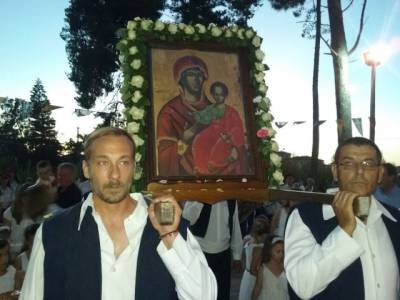 Τιμούν την Παναγία της Βλαχέρνας στα Φιλιατρά (φωτογραφίες)