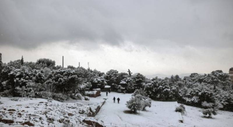 Κακοκαιρία: Λευκό τοπίο σε ολόκληρη την Ελλάδα - Μοναδικές εικόνες (Βίντεο)
