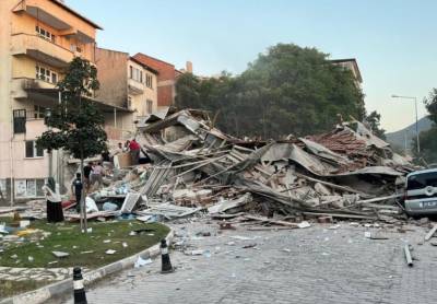 Τουρκία: Ένας νεκρός και 29 τραυματίες από τον σεισμό των 6,1 Ρίχτερ (βίντεο)