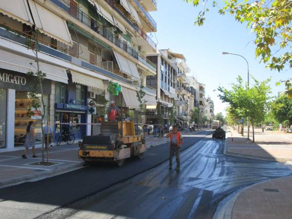 Κλειστή ήταν χθες η Αριστομένους για να πέσει άσφαλτος από Βασ. Ολγας μέχρι Μακεδονίας