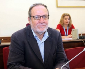 Ομιλία Ρομπόλη στην Καλαμάτα: Διέξοδος μέσα από νέο αναπτυξιακό πρότυπο