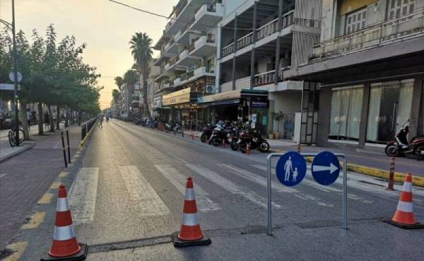 Η Δημοτική Αρχή παραδέχθηκε το λάθος της: Μονοδρόμηση τέλος για τη Ναυαρίνου