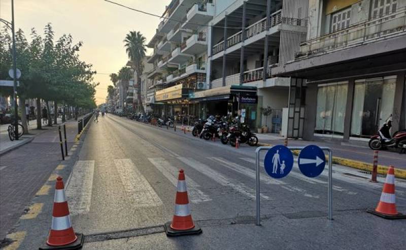 Η Δημοτική Αρχή παραδέχθηκε το λάθος της: Μονοδρόμηση τέλος για τη Ναυαρίνου