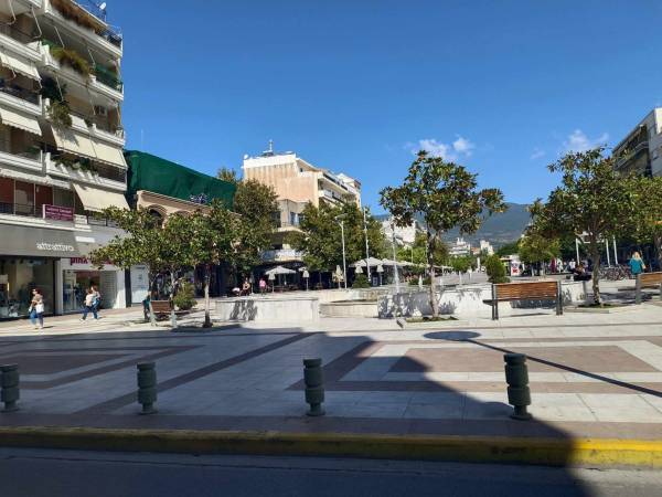 Επαγγελματίες της Καλαμάτας “φωτογραφίζουν” προβλήματα και αδυναμίες - Πού πρέπει να εστιάσει η νέα δημοτική αρχή