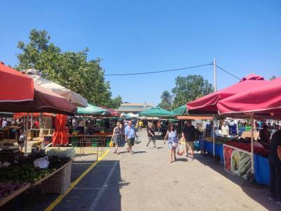 Ελεγχοι για άδειες χθες στην Κεντρική Αγορά Καλαμάτας