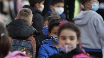 Σχολεία: Mετά το Πάσχα Δημοτικά, Γυμνάσια - Το αγκάθι φροντιστηρίων, εμβολιασμών