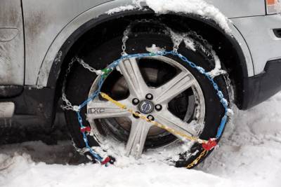 Υποχρεωτικές οι αλυσίδες σε αυτοκινητόδρομο και Ταΰγετο