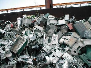 Ελεγχοι και 4 συλλήψεις σε επιχειρήσεις scrap στην Πελοπόννησο