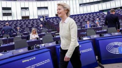 Φον ντερ Λάιεν: Με εμπάργκο πετρελαίου το 6ο πακέτο κυρώσεων κατά της Μόσχας (βίντεο)