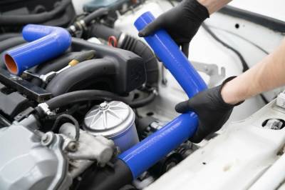 Κολάρα σιλικόνης αυτοκινήτου: Τι κερδίζεις όταν αναβαθμίζεις το σύστημα του κινητήρα σου