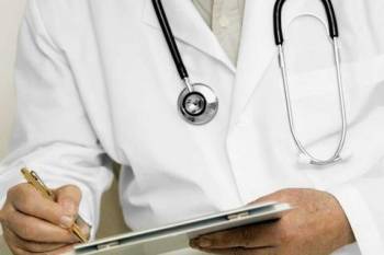 Επιδότηση ιατρείων από το ΕΣΠΑ ζητεί ο Πετράκος