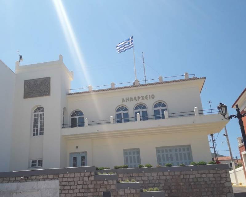 Καφαντάρης και Κανάκης ζητούν παράταση συμβάσεων κοινωφελούς εργασίας