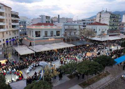 «Καλαματιανέ μου αέρα» - Ξεχωριστό χορευτικό αντάμωμα στην Κεντρική Πλατεία