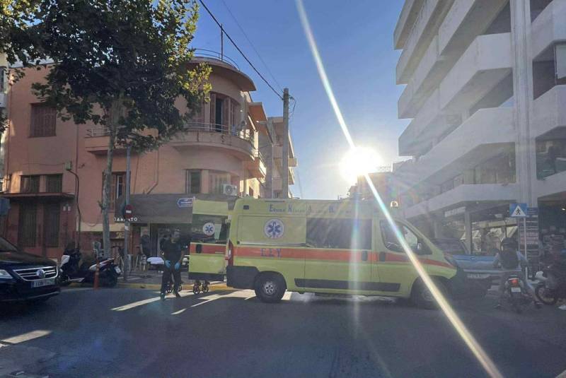 Καλαμάτα: Πεζή τραυματίστηκε από αυτοκίνητο σε κεντρική διασταύρωση