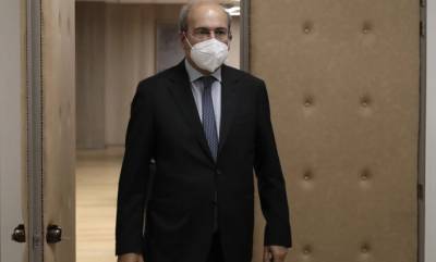 Χατζηδάκης: Σύντομα η λύση για τις συντάξεις των ομογενών