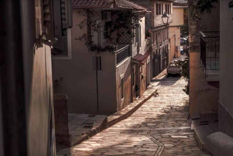 Σε γραφικούς προορισμούς με αυτοκίνητο η Καλαμάτα