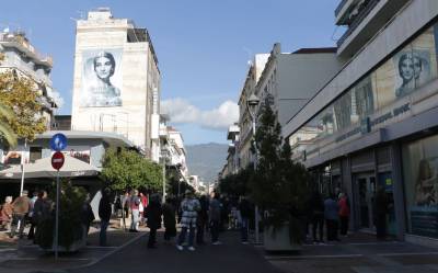 Γιγαντοαφίσα της Μαρίας Κάλλας στην Αριστομένους