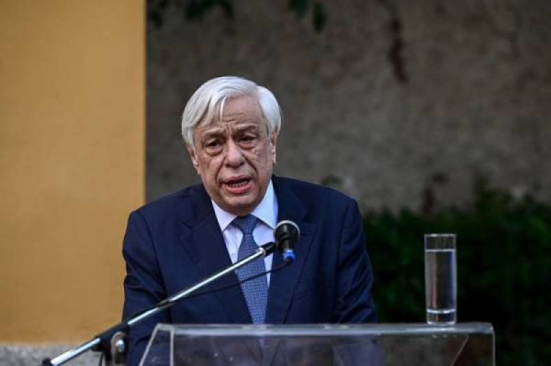 Παυλόπουλος: &quot;Οι απαιτήσεις της Ελλάδας κατά της Γερμανίας είναι πάντοτε νομικώς ενεργές και δικαστικώς επιδιώξιμες&quot;