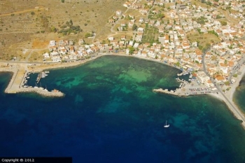 Η Μαρίνα της Μονεμβασιάς στη Βουλή από το Θανάση Δαβάκη