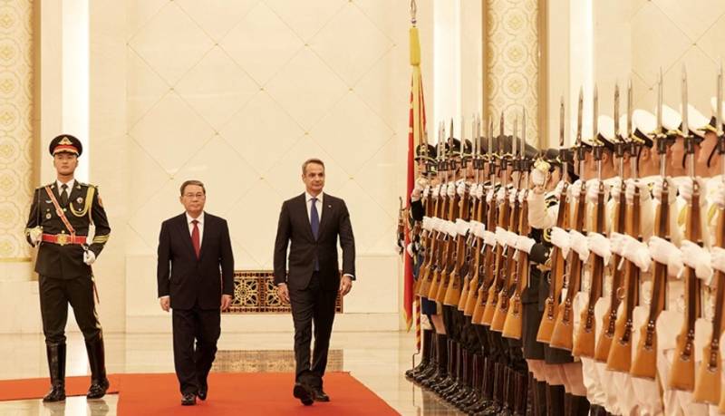 Στην Κίνα ο Κυριάκος Μητσοτάκης, συνάντηση με τον ομόλογό του Λι Τσιανγκ