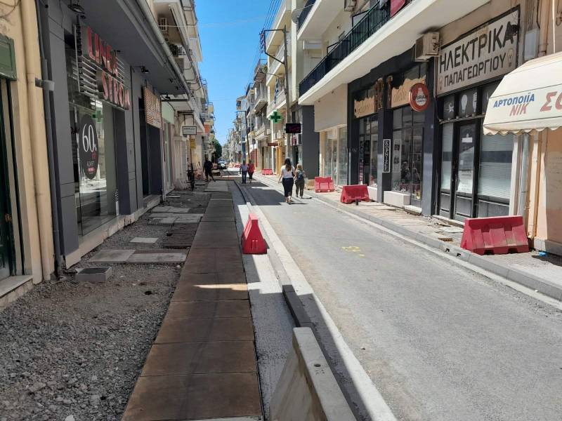 Καλαμάτα: Ανησυχία για την ανάπλαση της οδού Αναγνωσταρά