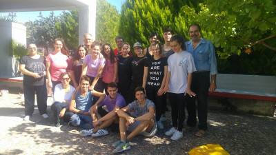 Βάφουν το 6ο Λύκειο Καλαμάτας