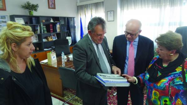 Ο Ιταλός πρεσβευτής στο δήμαρχο Μεσσήνης