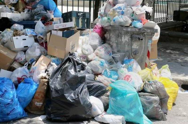 Σε εργολάβο τα σκουπίδια της Οιχαλίας