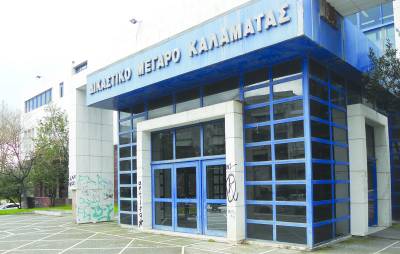 Μαργέλης: &quot;Προς τη σωστή κατεύθυνση η μείωση των παραβόλων&quot;