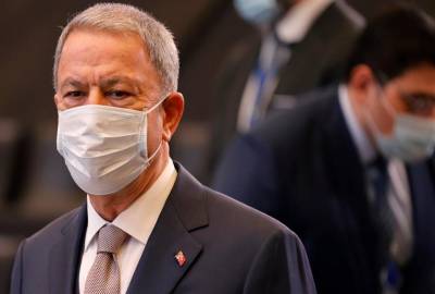 Χουλουσί Ακάρ: Οι Έλληνες ρίχνουν λάδι στη φωτιά