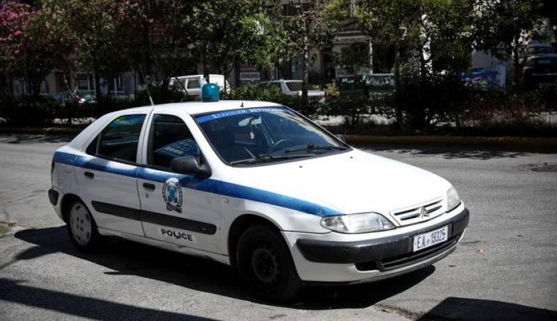 Δραπετσώνα: Συνελήφθη 54χρονος για τον βιασμό της 14χρονης σήμερα κόρης του