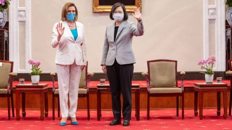 Η Ταϊβάν «δεν θα κάνει πίσω», παρά τις στρατιωτικές απειλές της Κίνας, δηλώνει η Πρόεδρος Τσάι Ινγκ-γουέν (βίντεο)