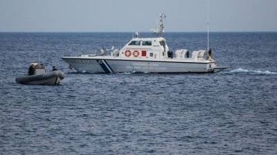 Έρευνες στην παραλία Μάλεμε Χανίων για δύο επιβάτες ανεμόπτερου που κατέπεσε