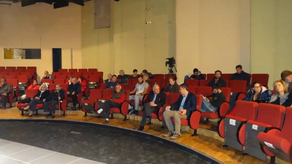 Προτάσεις για την κρίση σε εκδήλωση του ΕΠΑΜ στην Καλαμάτα