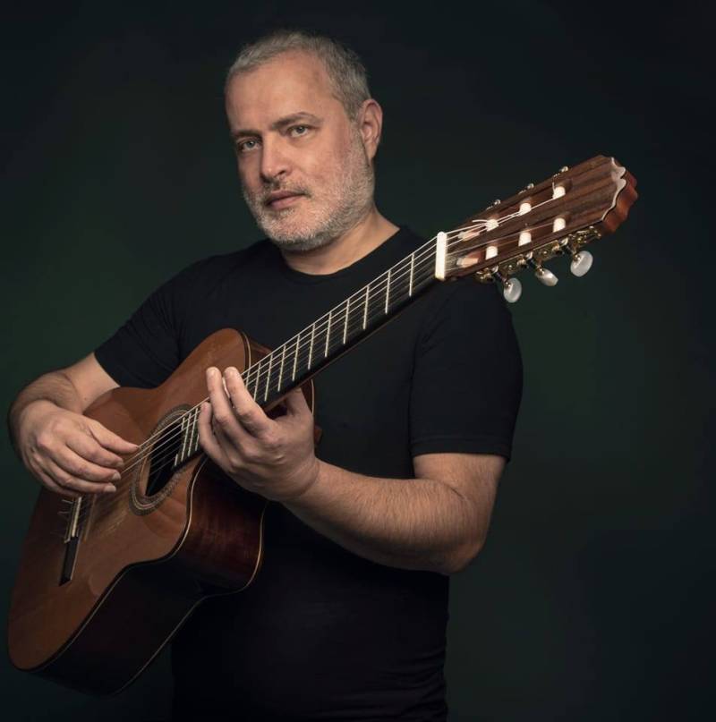 Ο Παναγιώτης Μάργαρης στην "Ε": «Καμία συναυλία δεν μοιάζει με την προηγούμενη»