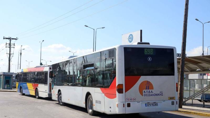 Καταγγελία: Οδηγός ΟΑΣΘ δεν άφησε έγκυο με παιδί σε καροτσάκι να επιβιβαστεί στο λεωφορείο