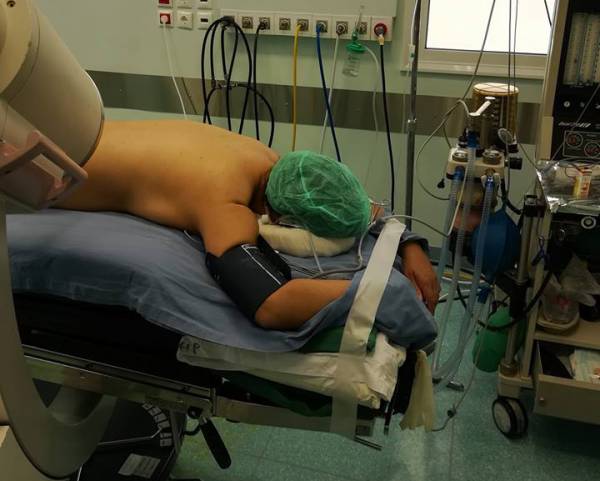 Διαδερμική δισκεκτομή μεσοσπονδύλιου δίσκου στο Νοσοκομείο Κυπαρισσίας