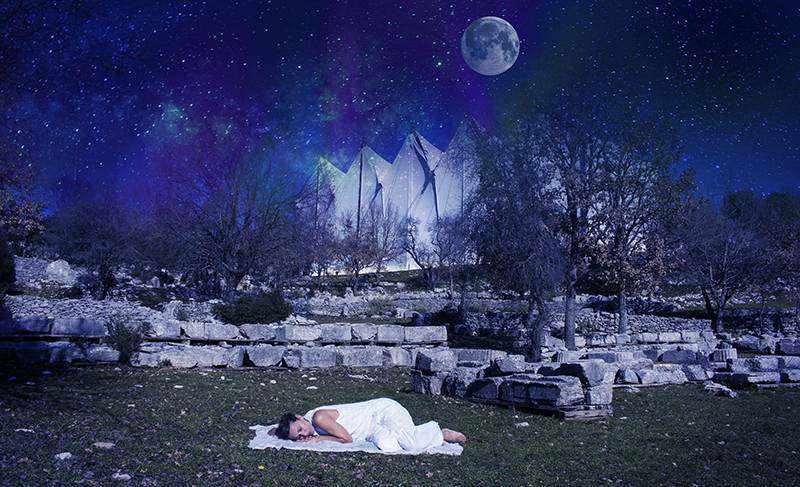 Ολονύκτια παράσταση στον Επικούριο Απόλλωνα από την διακεκριμένη χορογράφο Αποστολία Παπαδαμάκη