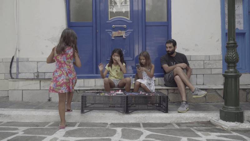 Το ντοκιμαντέρ «Αναπληρωτής» απόψε στο «Doc Cafe»