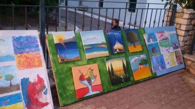 Εικαστικά μαθήματα στον Πύργο Τριφυλίας