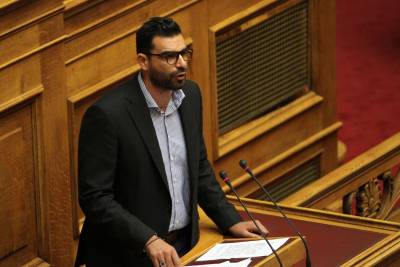 Ανακοίνωση Κωνσταντινέα για την επίθεση στο πατρικό του στην Καλαμάτα