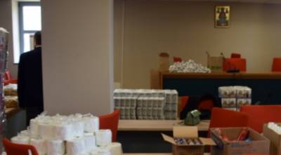 Διανομή τροφίμων από το Δημοτικό Παντοπωλείο Καλαμάτας