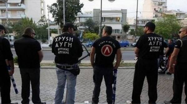 Μάρτυρας κλειδί καίει τους χρυσαυγίτες: "Οι επιθέσεις σε αλλοδαπούς ήταν παράσημα"