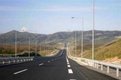 "Καπέλο" 559 εκατομμύρια ευρώ στο Κόρινθος - Τρίπολη - Καλαμάτα, σύμφωνα με τον Ν. Χουντή